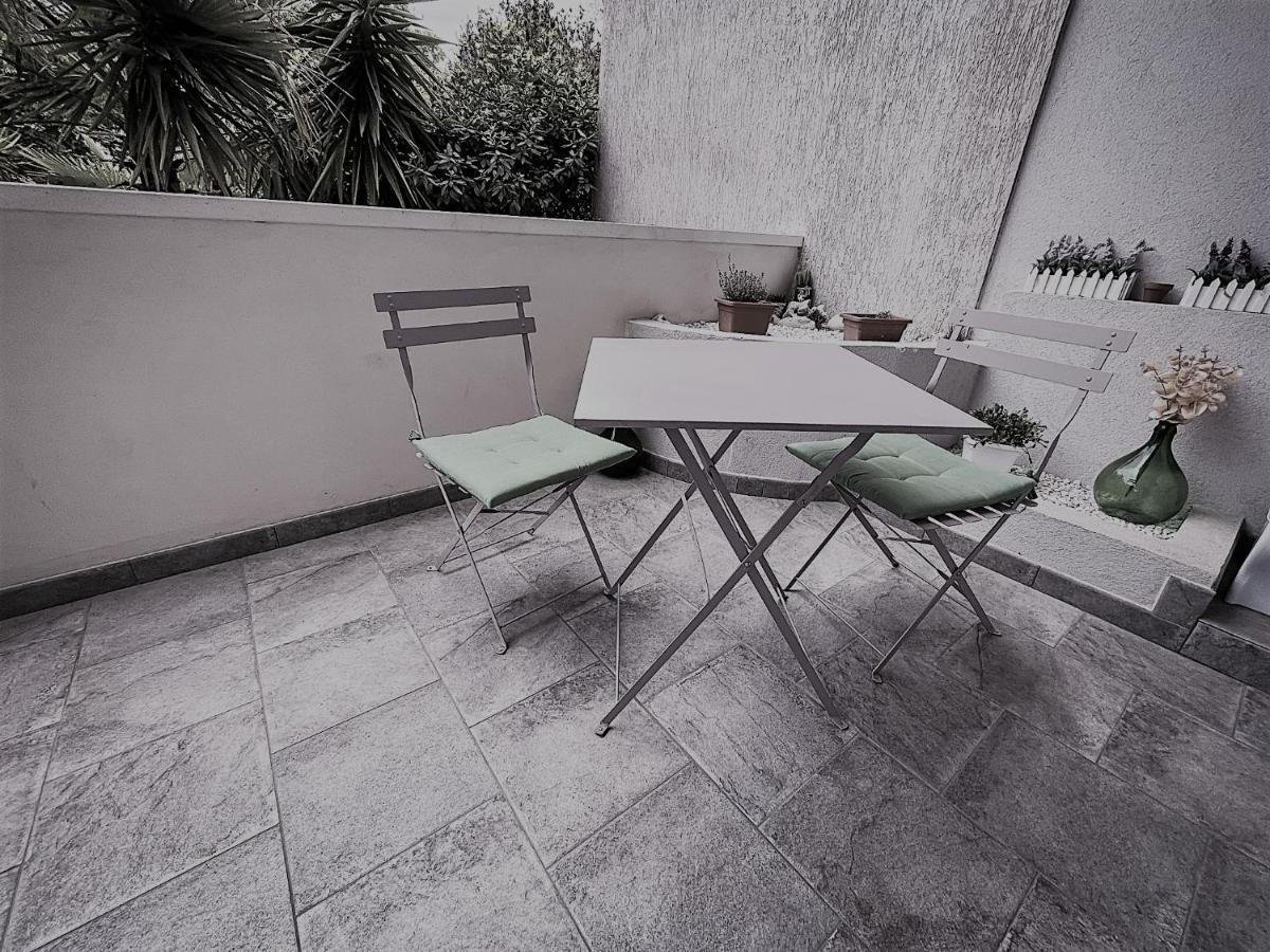Dea Del Salento Apartment Lecce Exterior photo